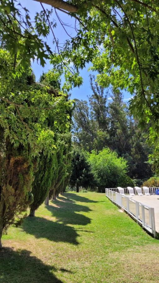 Village Park Tandil Bagian luar foto